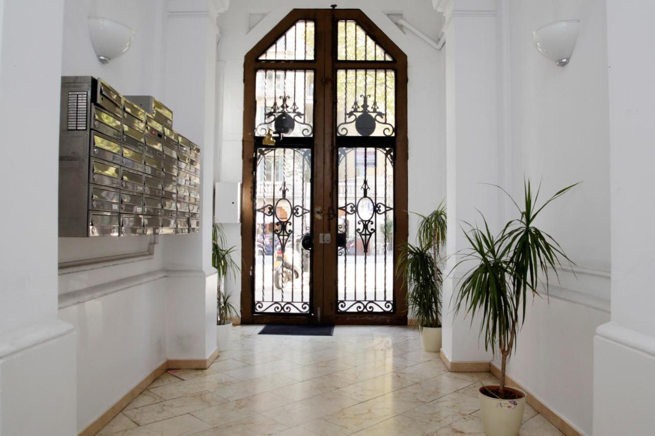 Barnapartments Rambla Cataluna Barcelona Exterior photo